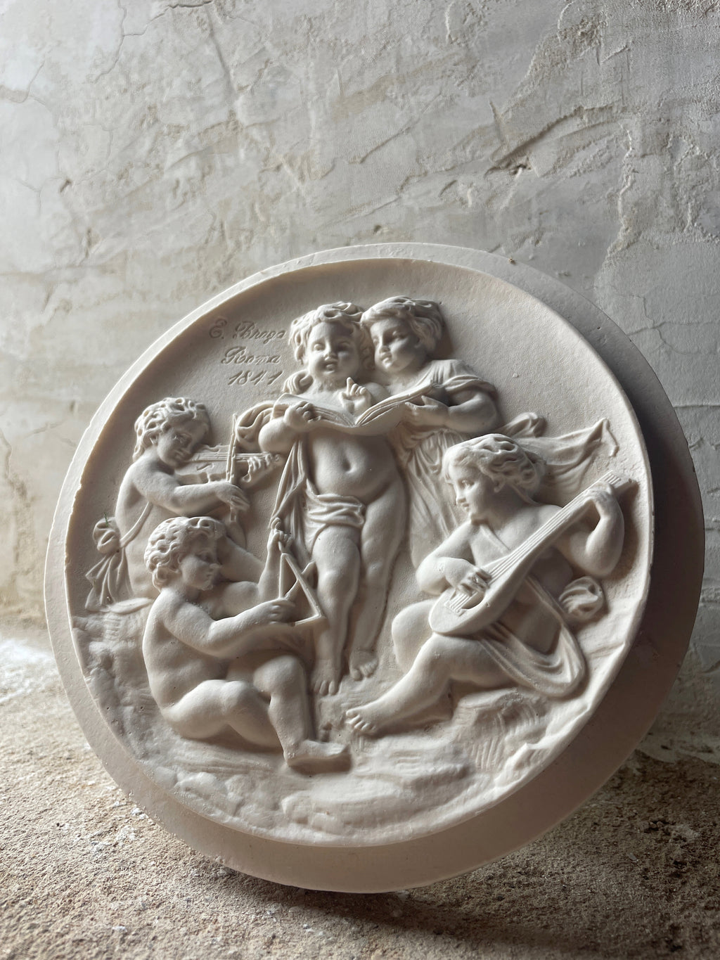 Braga Putti Roundel