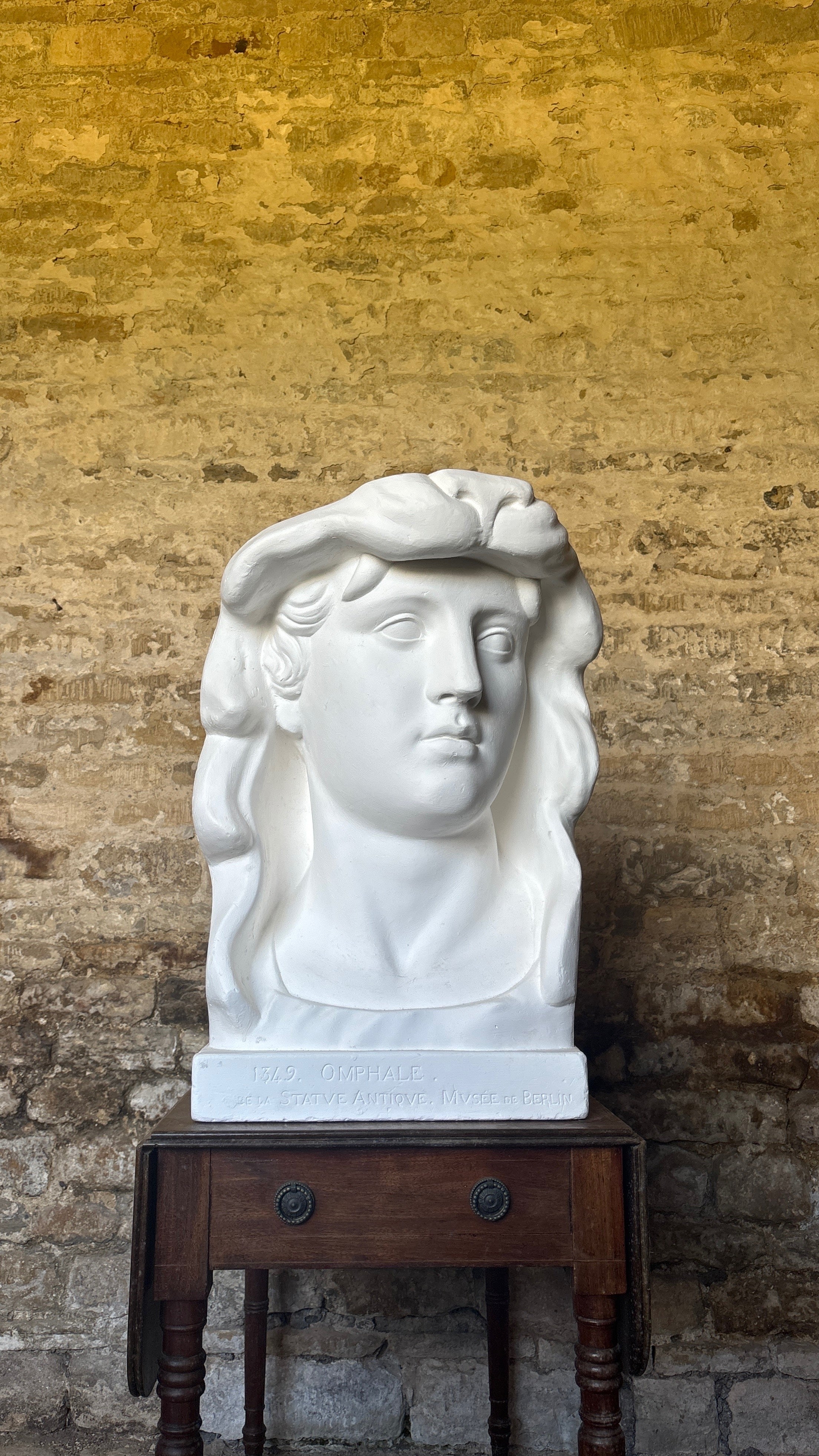 Omphale Bust