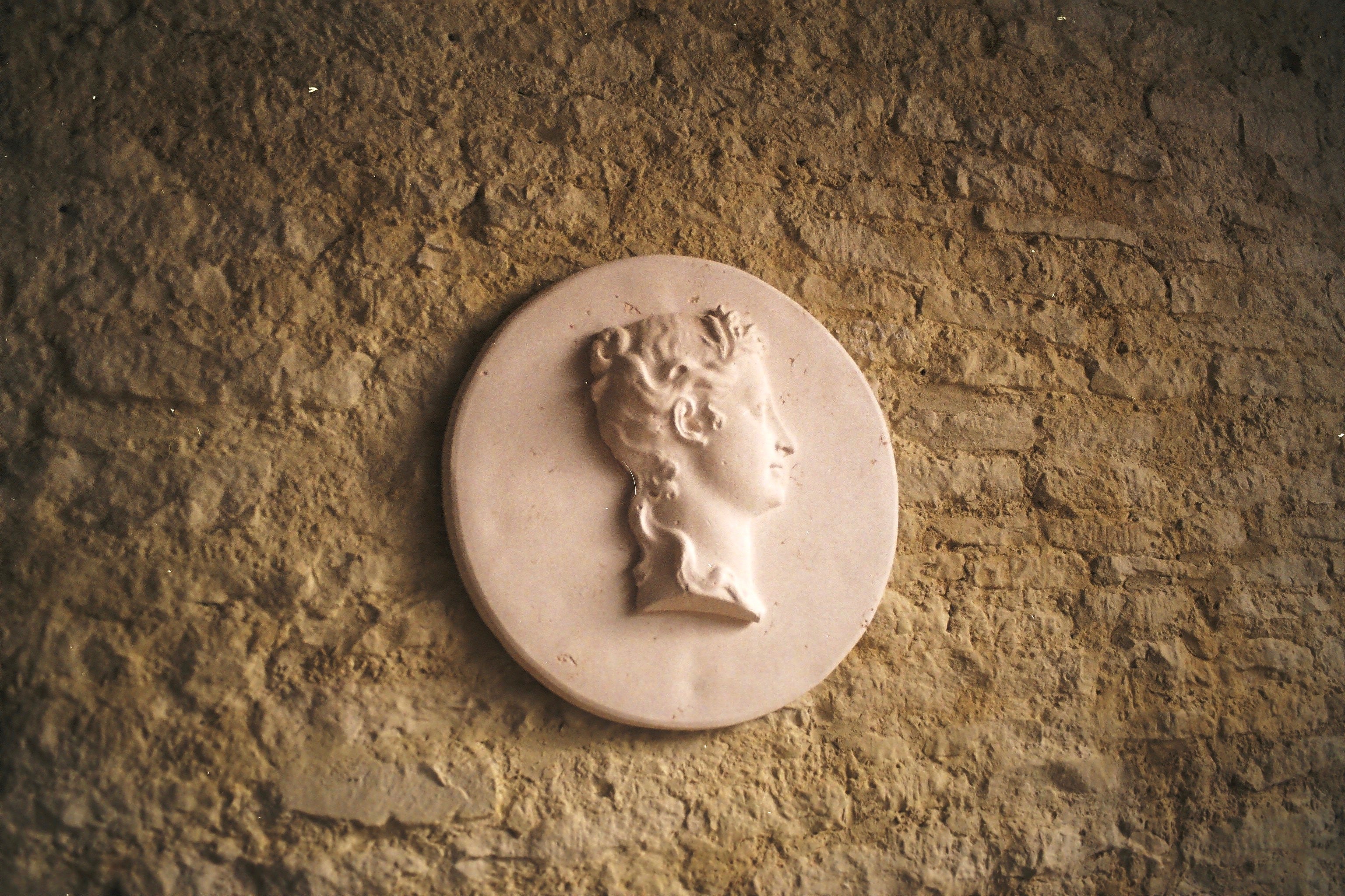 Maiden Roundel