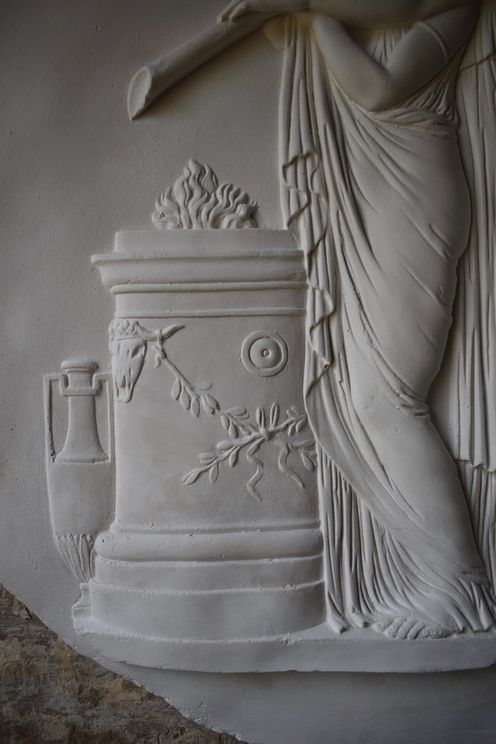 Canova Roundel - 'The Music Lesson'